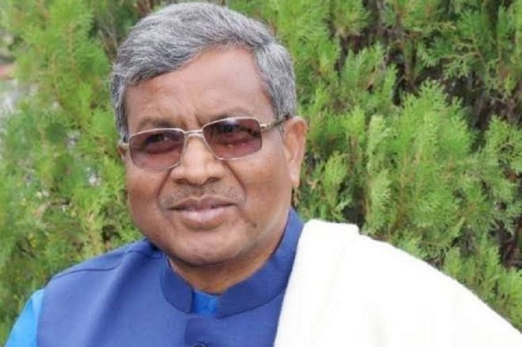 राहुल गांधी पर भड़के बाबूलाल मरांडी, कहा-जहां-तहां जाकर ‘अल्ल-बल्ल’ बोलते रहते हैं.आरएसएस कार्यालय जाना चाहिए