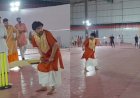 बाबा बागेश्वर ने सहवाग की गेंदों पर चौके-छक्के लगाए. शास्त्री महाराष्ट्र दौरे पर, भिवंडी में महायज्ञ करेंगे