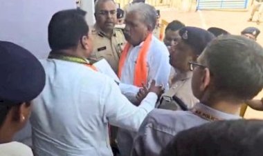 सीएम के मंच पर विधायक को नहीं मिली कुर्सी! गुस्से में छोड़कर चले गए कार्यक्रम