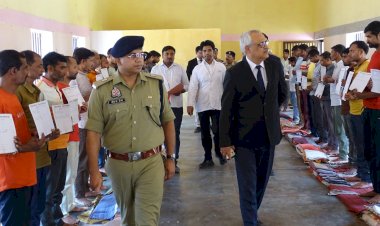 जिला जज ने कारागार का किया निरीक्षण,पाठशाला को भी परखा खानपान की व्यवस्था देखी 