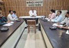 डीएम सख्त: बिजली विभाग को फटकार, लापरवाही बर्दाश्त नहीं
