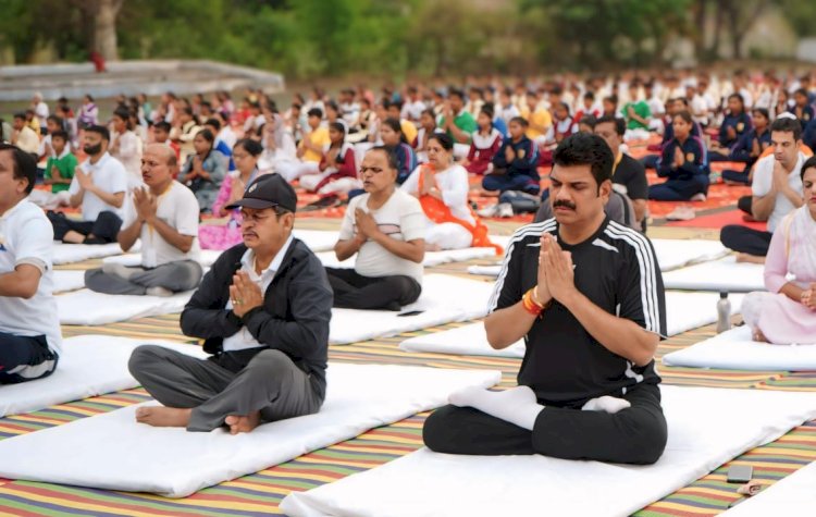 योग तन और मन के लिए संजीवनी है, योग अवश्य करें: गोविंद सिंह राजपूत,  3000 से अधिक प्रतिभागियों ने लिया अंतर्राष्ट्रीय योग दिवस पर भाग