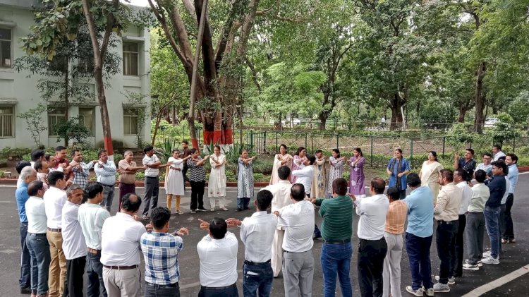 प्रशासनिक अकादमी में "अल्पविराम आनंदम सहयोगी" कार्यक्रम का शुभारंभ,  तीन दिवसीय कार्यशाला में आत्मचिंतन, सकारात्मक सोच और जीवन संतुलन पर मिलेगा विशेष प्रशिक्षण