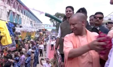 सीएम योगी का सख्त निर्देश,कांवड़ यात्रा में उपद्रव और तोड़फोड़ करने वालों के लगेंगे पोस्टर... होगी सख्त कार्रवाई