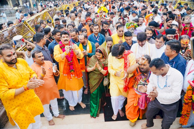 महाकाल की तीसरी सवारी में उमड़ा जनसैलाब, मंत्री गोविंद सिंह राजपूत ने की पूजा-अर्चना,  महाकाल की कृपा से ही मध्यप्रदेश में सुख-शांति और समृद्धि’ : गोविंद सिंह राजपूत