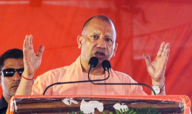 CM योगी का विपक्ष पर तंज – बोले, "सपा ने 'ग' से 'गधा' पढ़ाया, अब उन्हीं की सोच भी वैसी हो गई है