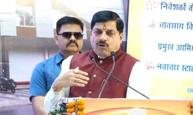 सीएम मोहन यादव की बड़ी घोषणा: ‘लाड़ली बहनों’ को 5 हजार की मदद, उद्योग से जुड़ने पर अतिरिक्त लाभ; मॉर्टगेज और फायर NOC में सरकार ने दिए राहत कदम