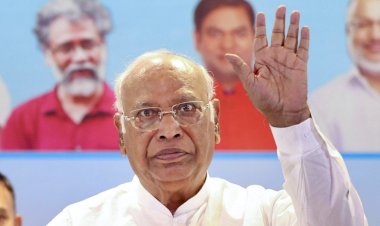 मल्लिकार्जुन खरगे की तबीयत बिगड़ी, अस्पताल में भर्ती; बेटे ने बताया- पेसमेकर लगाया जाएगा