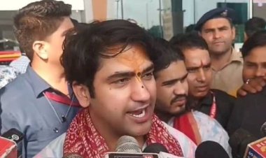 बाबा बागेश्वर की पाकिस्तान को नसीहत, बोले- वापस लो पाक अधिकृत कश्मीर,हिंदुओं को जगाने के लिए पूरे देश में करेंगे पदयात्रा