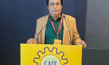 लहंगा हुआ महंगा’: GST बढ़ोतरी से त्योहारी और शादी की खरीदारी पर असर,  ₹2,500 से ऊपर के कपड़ों पर 18% GST से दुल्हन, व्यापारी और गारमेंट उद्योग चिंतित – CAIT ने केंद्र सरकार से हस्तक्षेप की मांग की
