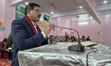 किसान दिवस पर भव्य किसान मेला आयोजित, 91 प्रगतिशील किसान सम्मानित :   चौधरी चरण सिंह के विचारों को आत्मसात कर आगे बढ़ रहा है भारतीय किसान - जिला पंचायत अध्यक्ष
