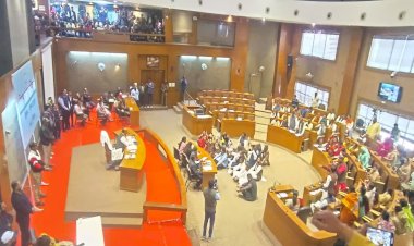 बड़ी कार्रवाई, 11 अधिकारी-कर्मचारियों को किया निलंबित, मची खलबली गोमांस पर हंगामा जारी: स्लॉटर हाउस पर स्थायी ताला