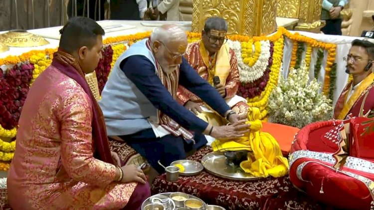 गजनी से औरंगजेब तक इतिहास में दफन ​हो गए,108 घोड़ों की शौर्य यात्रा और शंखनाद की गूंज, सोमनाथ में PM मोदी ने सदियोंं की विरासत को किया नमन