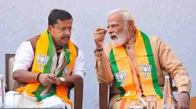 मोदी कैबिनेट में फेरबदल की चर्चा तेज, BJP संगठन में भी बड़े बदलाव के संकेत