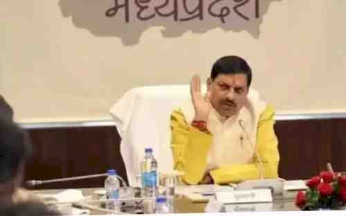 सीएम डॉ. मोहन यादव अब इलेक्ट्रिक कार से करेंगे सफर, स्टेट गैरेज ने खरीदी महिंद्रा XEV 9e EV, सुरक्षा प्रोटोकॉल के साथ काफिले में होगी शामिल