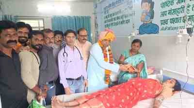 मां नर्मदा का पूजन, संत की समाधि पर लिया आशीर्वाद; पूर्व विधायक राजेन्द्र सिंह राजपूत का जन्मदिन सेवा और सादगी के साथ मनाया