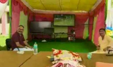 दतिया स्ट्रॉन्ग रूम के बाहर लैपटॉप मिलने से मचा हड़कंप, कांग्रेस ने जताई EVM हैकिंग की आशंका; प्रशासन ने कहा- सुरक्षा व्यवस्था पूरी तरह सुरक्षित