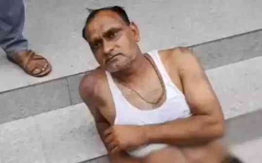सहायक सचिव का किया अपहरण, 13 घंटे बंधक बनाकर बेरहमी से पीटा, पिस्टल की नोक पर कराया साइन -पुलिस ने दर्ज किया केस
