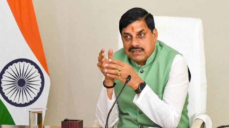 मध्यप्रदेश में खाद की बिक्री पर रोक, 82 लाख किसानों की बढ़ी चिंता; स्टॉक मिलान के नाम पर बड़ा फैसला, कालाबाजारी का खतरा