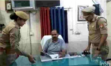 उरई रेलवे स्टेशन पर जीआरपी एसपी विपुल कुमार का औचक निरीक्षण, सुरक्षा व्यवस्था की बारीकी से ली जानकारी