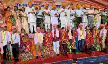 मुख्यमंत्री सामूहिक विवाह समारोह में 714 जोड़ों ने थामा एक-दूसरे का हाथ, नवविवाहितों को मिले विवाह प्रमाणपत्र