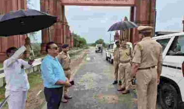 मध्य प्रदेश बॉर्डर पर डीएम-एसपी का औचक निरीक्षण, सुरक्षा से लेकर CCTV और साफ-सफाई तक कसे इंतजाम