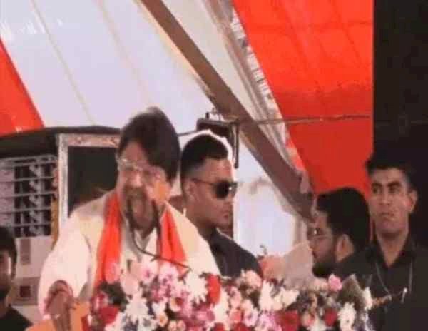 नितिन नवीन के मंच पर कैलाश विजयवर्गीय का बड़ा तंज, CM की बात पर बोले- ‘राज की बात बता दी’; भाजपा के भीतर सियासी हलचल पर उठे सवाल
