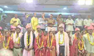 मुख्यमंत्री सामूहिक विवाह योजना के तहत 76 जोड़ों ने थामा एक-दूजे का हाथ