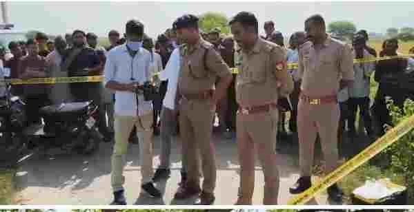सड़क पर मिला किसान का शव, हत्या या हादसा, पुलिस की जांच में दोनोें पहलू।