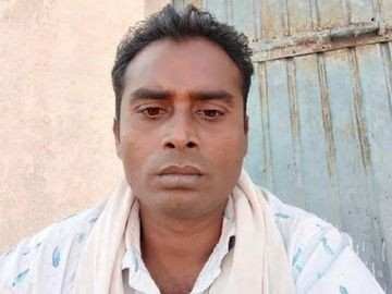 BJP नेता साहेबराम चौहान की हत्या से मचा बवाल, गुस्साए लोगों ने थाने को घेरा; आरोपियों को सामने लाने की मांग पर अड़े, हंगामा बढ़ा तो बुलाना पड़ा अतिरिक्त पुलिस बल